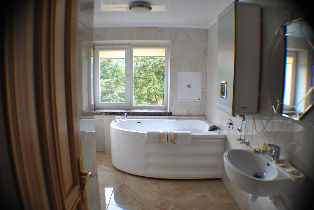 Tvirtove Apartment Vilnius Ngoại thất bức ảnh
